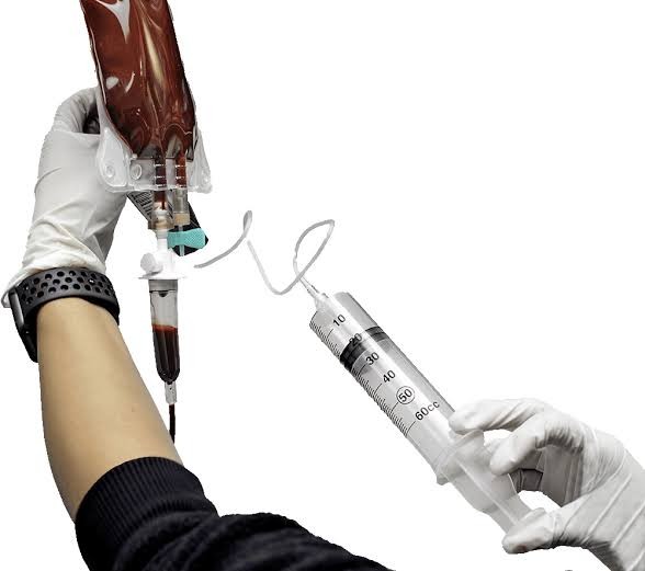 Ozone IV therapy blood bag and syringe