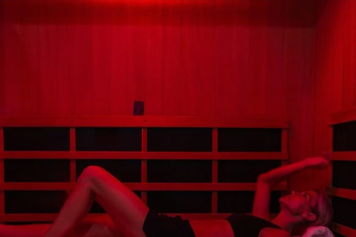 Red light therapy bed